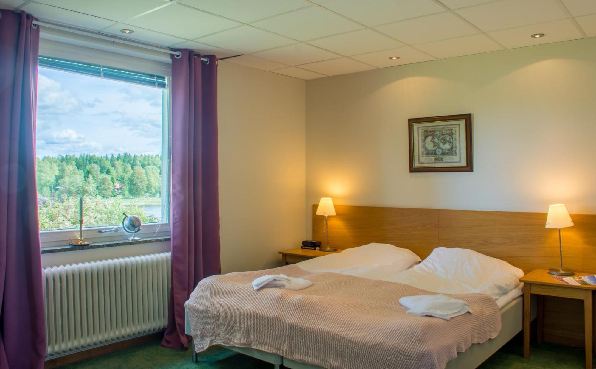 Lungsunds Hotell & Camping Storfors Экстерьер фото