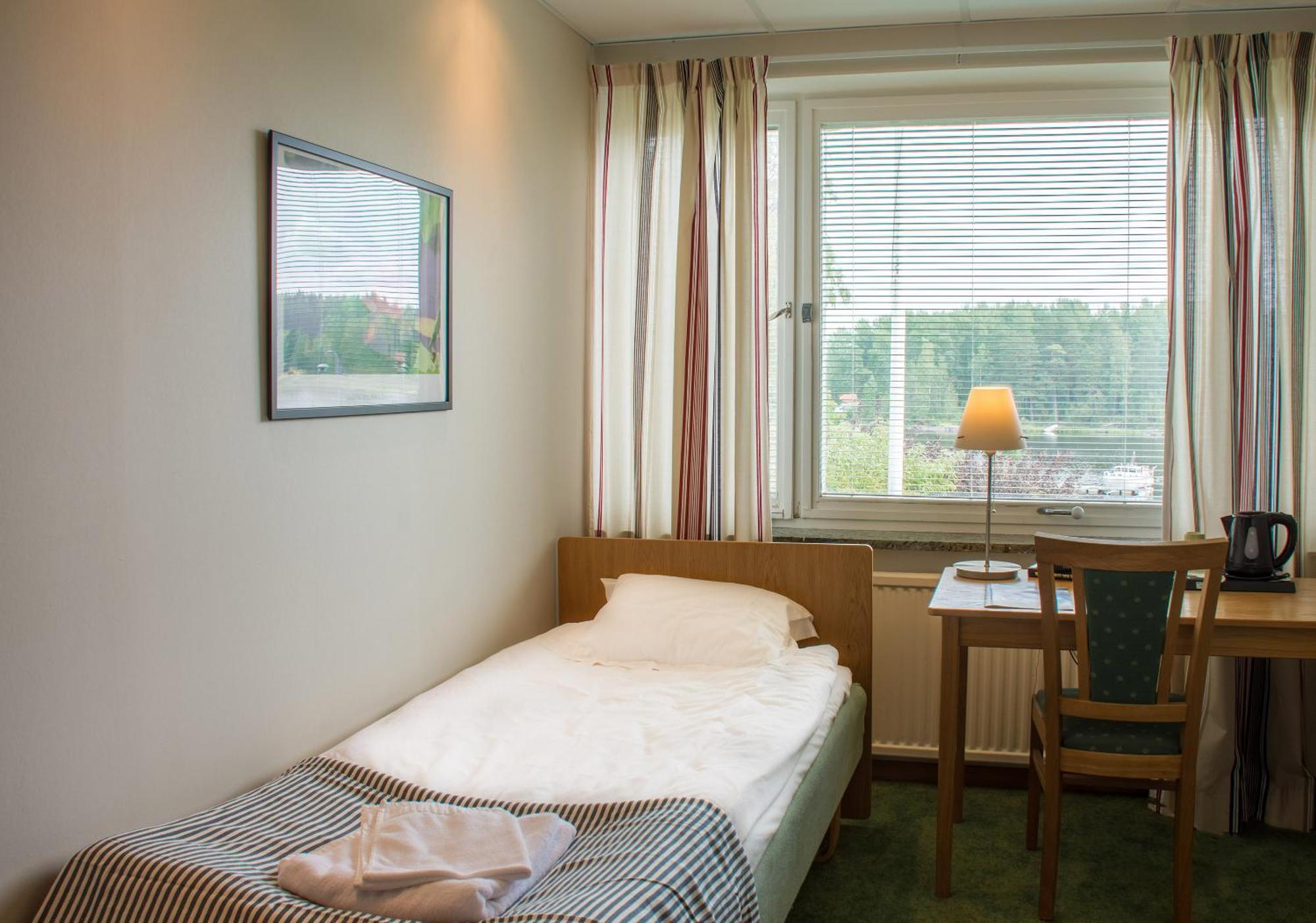 Lungsunds Hotell & Camping Storfors Экстерьер фото